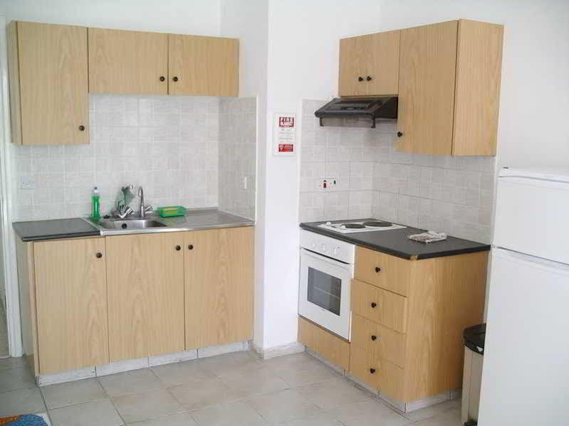 Renos Hotel Apts Polis Extérieur photo